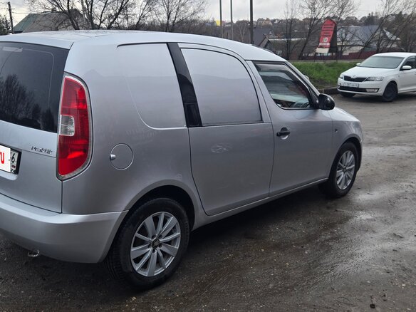 2008 Skoda Praktik, серебристый, 479000 рублей - вид 3