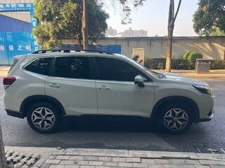 2022 Subaru Forester V Рестайлинг, белый, 2773602 рублей, вид 3