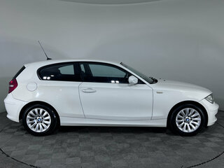 2011 BMW 1 серии 116i I (E81/E82/E87/E88) Рестайлинг, белый, 880000 рублей, вид 5