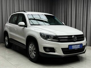 2013 Volkswagen Tiguan I Рестайлинг, белый, 1049000 рублей, вид 3