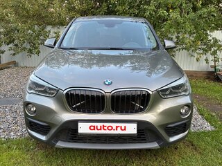 2017 BMW X1 20i xDrive II (F48), серый, 2400000 рублей, вид 2