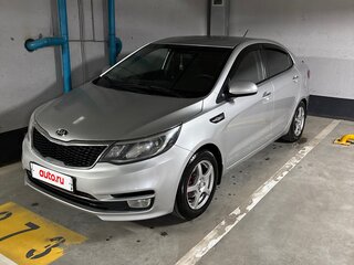 2015 Kia Rio III, серебристый, 900000 рублей, вид 1