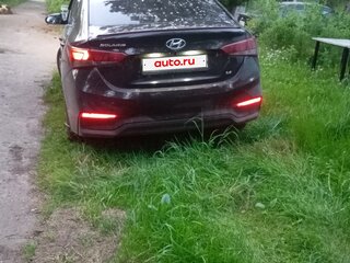 2017 Hyundai Solaris II, чёрный, 650000 рублей, вид 4