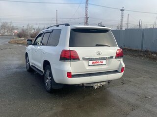 2010 Toyota Land Cruiser 200 Series, белый, 2600000 рублей, вид 5