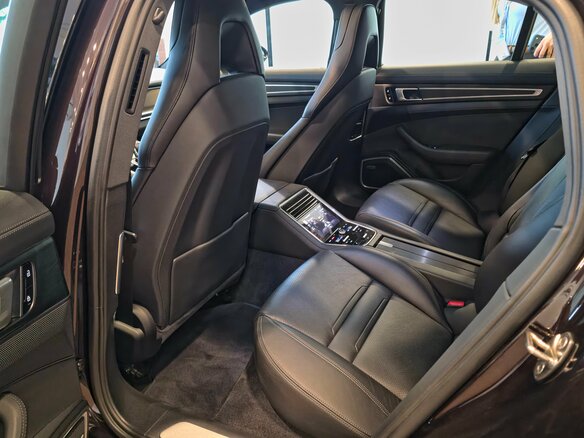 2021 Porsche Panamera 4S E-Hybrid II Рестайлинг, фиолетовый, 9900000 рублей - вид 24