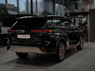 2025 Toyota Highlander IV (XU70), чёрный, 5250000 рублей, вид 4