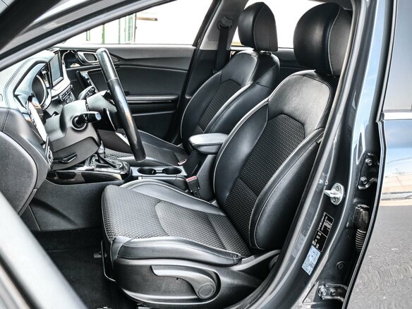 2019 Kia Ceed III, серый, 1769000 рублей - вид 9
