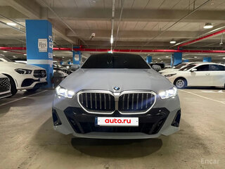 2026 BMW 5 серии 523d xDrive VIII (G60/G61/G68), серый, 9090099 рублей, вид 1