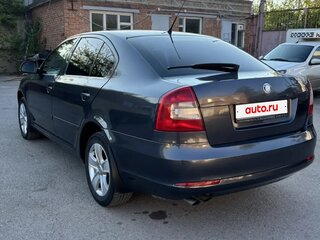 2010 Skoda Octavia DSG7 II (A5) Рестайлинг, серый, 650000 рублей, вид 4