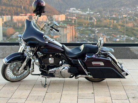 2009 Harley-Davidson Road King, пурпурный, 1050000 рублей, вид 1