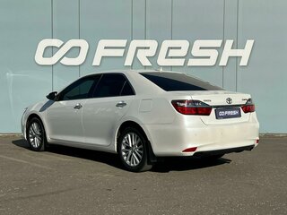 2015 Toyota Camry VII (XV50) Рестайлинг, белый, 1969000 рублей, вид 2