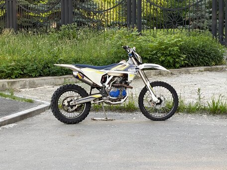 2021 GR GR7, белый, 200000 рублей, вид 1