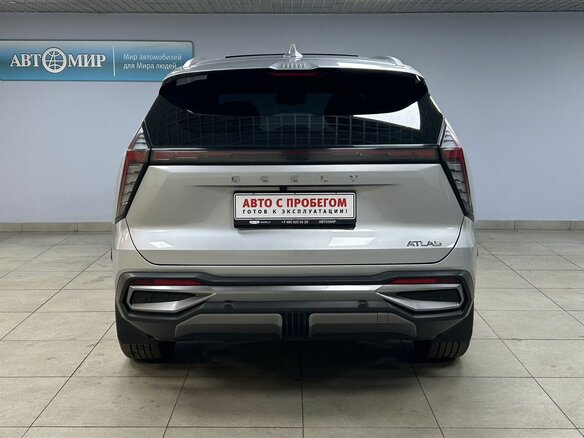 2023 Geely Atlas II, серый, 2560000 рублей - вид 5