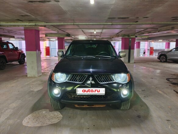 2007 Mitsubishi L200 IV, чёрный