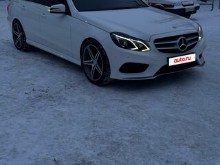 2015 Mercedes-Benz E-Класс 200 IV (W212, S212, C207) Рестайлинг, белый, 2300000 рублей, вид 3