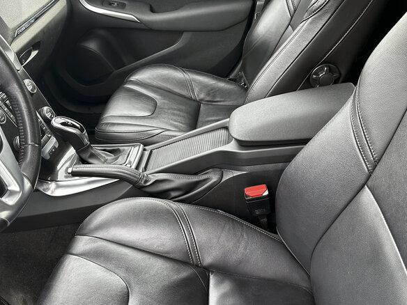 2018 Volvo V40 Cross Country I Рестайлинг, серый, 1820000 рублей - вид 11