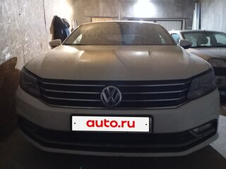 2017 Volkswagen Passat (North America and China) I Рестайлинг, белый, 1350000 рублей, вид 1