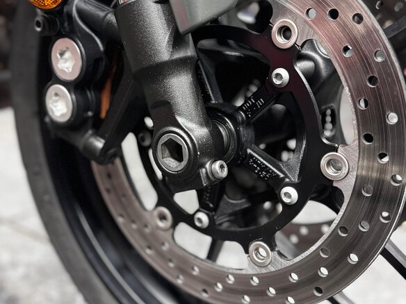 2021 Yamaha Tracer 9, серый, 1100000 рублей - вид 10