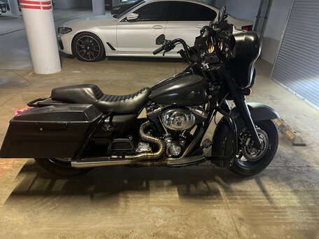 2006 Harley-Davidson Street Glide, серый, 550000 рублей, вид 1