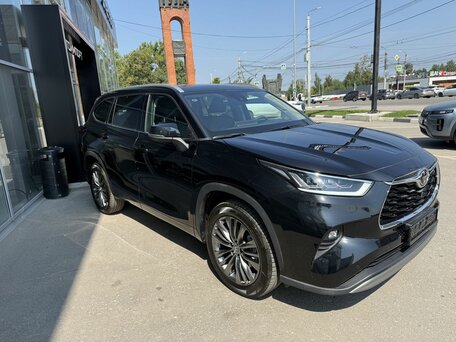 2026 Toyota Highlander IV (XU70), чёрный, 5550000 рублей, вид 3