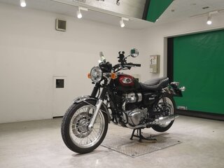 2024 Kawasaki W 800, красный, 855000 рублей, вид 4