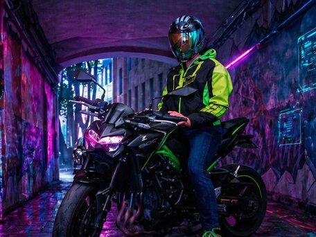 2022 Kawasaki Z 900, чёрный, 855000 рублей, вид 2