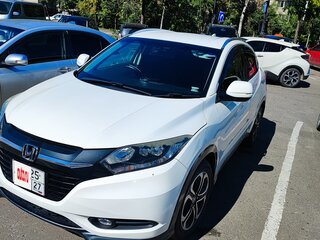 2015 Honda Vezel I, белый, 1550000 рублей, вид 2