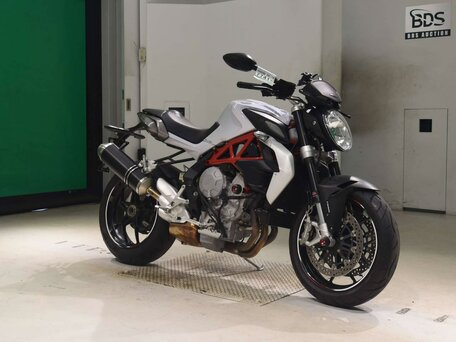2012 MV Agusta Brutale 800, белый, 677000 рублей, вид 3