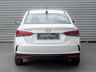 2022 Hyundai Solaris II Рестайлинг, белый, 1595000 рублей, вид 5