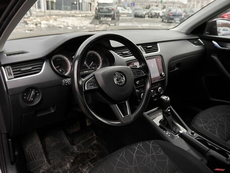 2019 Skoda Octavia III (A7) Рестайлинг, коричневый, 1487000 рублей, вид 5