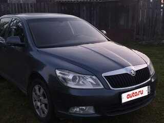2011 Skoda Octavia II (A5) Рестайлинг, серый, 440000 рублей, вид 1