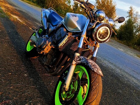 2002 Honda CB 900F Hornet, серебристый, 375000 рублей, вид 1