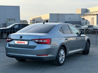 2018 Skoda Superb III, серый, 2100000 рублей, вид 5