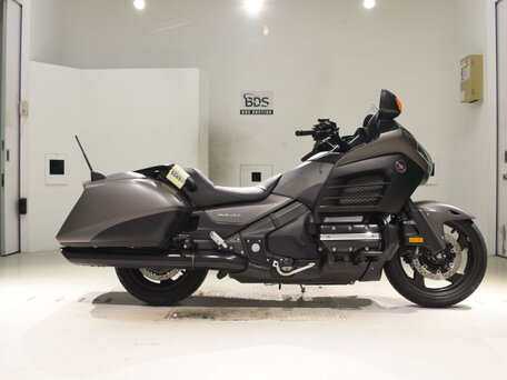 2016 Honda GL 1800 Gold Wing, серый, 1160000 рублей, вид 2
