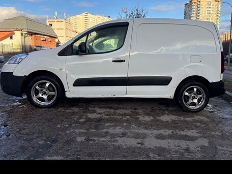 2013 Peugeot Partner, белый, 485000 рублей, вид 5