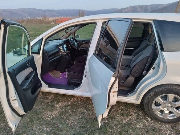 2000 Honda Stream I, белый, 650000 рублей - вид 10