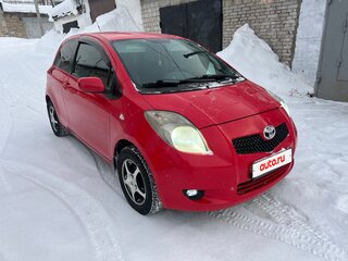 2008 Toyota Yaris II, красный, 565000 рублей, вид 3