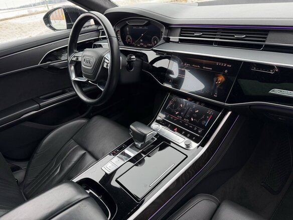 2018 Audi A8 Long 55 TFSI IV (D5), чёрный, 4150000 рублей - вид 16