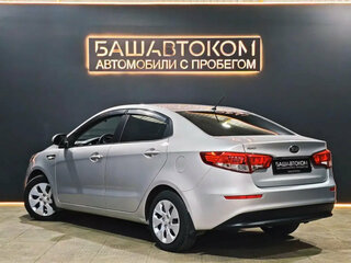 2016 Kia Rio III Рестайлинг, серебристый, 899000 рублей, вид 5