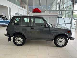 2017 Lada (ВАЗ) 2121 (4x4) I Рестайлинг, серебристый, 539900 рублей, вид 4