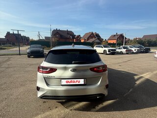 2021 Kia Ceed III, серый, 1759000 рублей, вид 5
