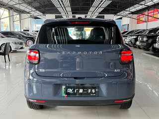 2026 Leapmotor A10 53 kWh, синий, 1770000 рублей, вид 4