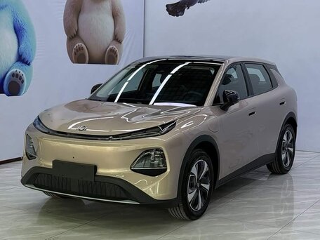 2026 Changan Qiyuan Q05 51.9 kWh II, золотистый, 2230000 рублей, вид 1