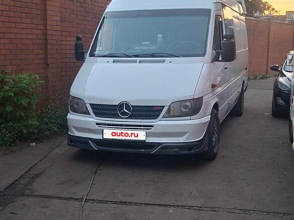2004 Mercedes-Benz Sprinter, белый, 1500000 рублей - вид 3