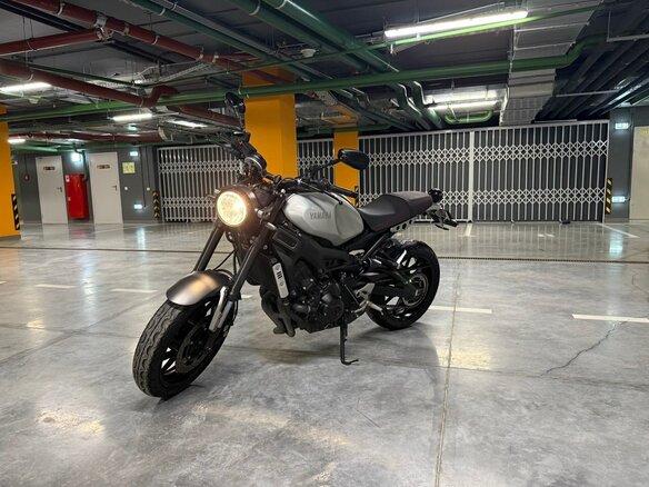 2019 Yamaha XSR900, серебристый, 860000 рублей - вид 5
