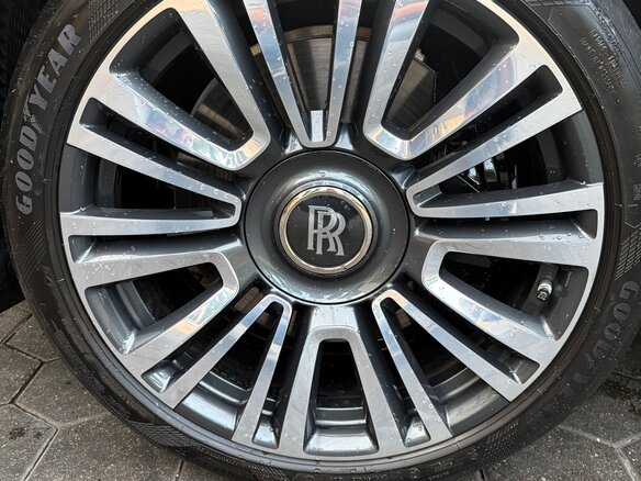 2023 Rolls-Royce Ghost II (Series I), серый, 32000000 рублей - вид 23