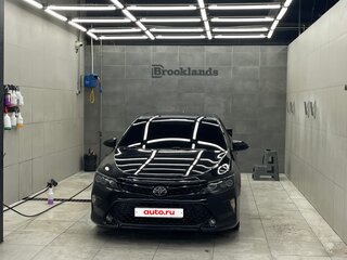 2014 Toyota Camry VII (XV50), чёрный, 1900000 рублей, вид 2