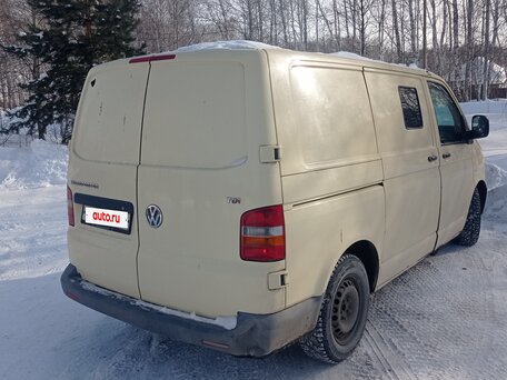 2009 Volkswagen Transporter, бежевый, 700000 рублей, вид 4