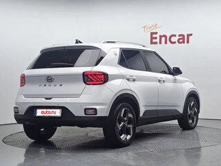 2023 Hyundai Venue I, белый, 1650000 рублей, вид 3