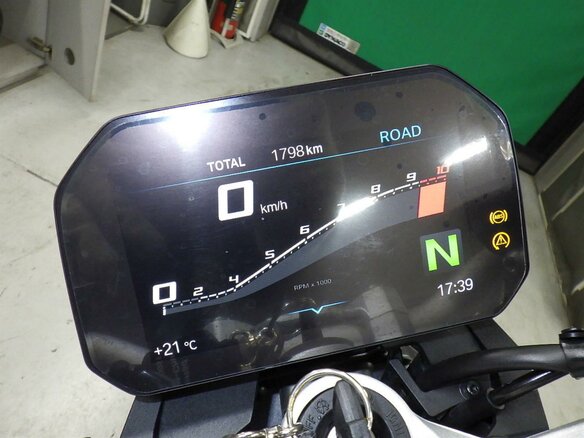 2024 BMW F 900 R, чёрный, 1099000 рублей - вид 8